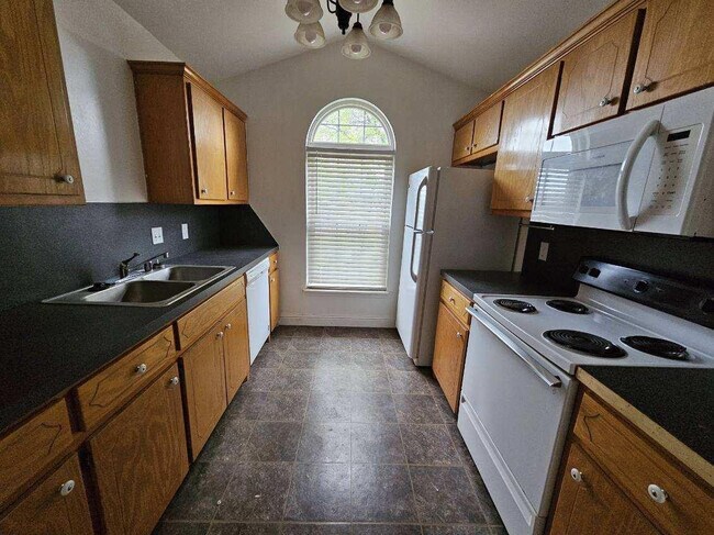 Photo - 6119 8th St