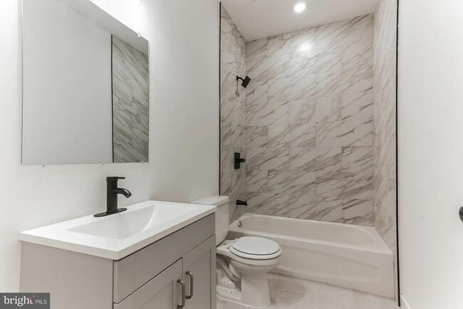 Photo - 6116 E Wister St