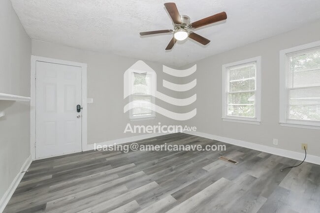 Photo - 5223 Thomason Ave