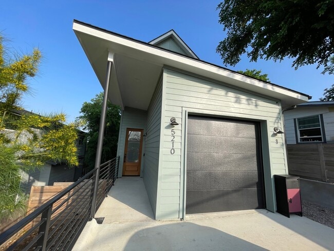 Photo - 5210 Rogers Ln