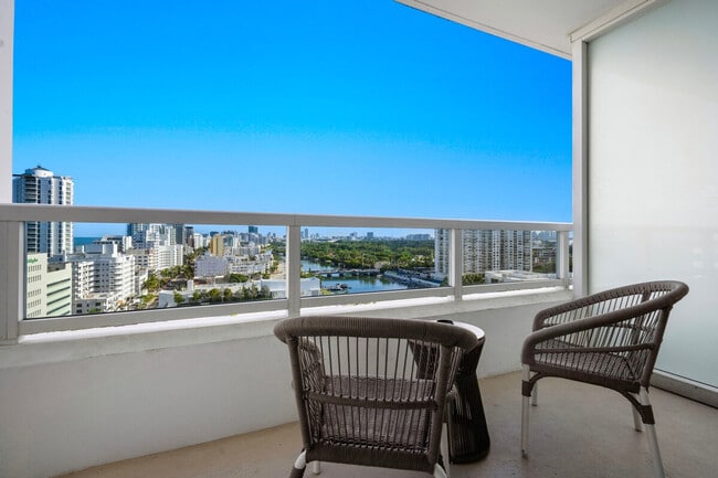 Photo - 4360 Collins Ave Unit SI ID1540467P
