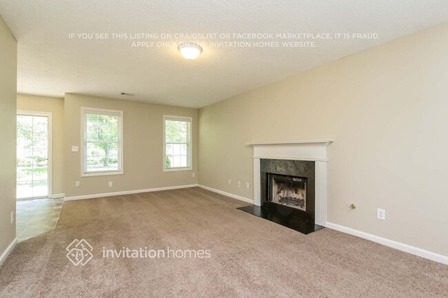 Photo - 5773 River Side Walk