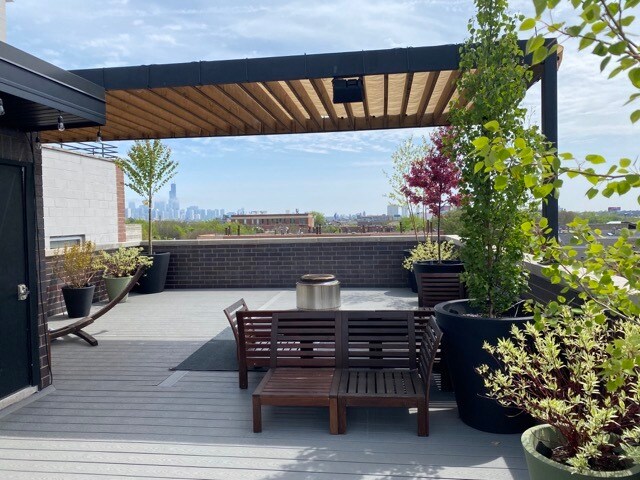 Photo - 2405 N Greenview Ave Unit 4