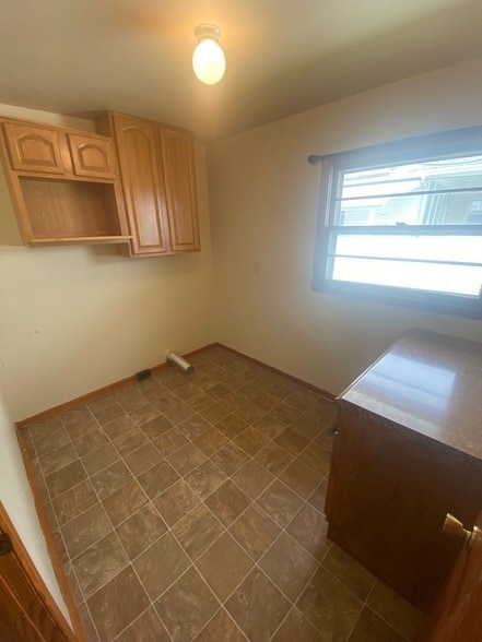 Photo - 404 Vosswood Dr