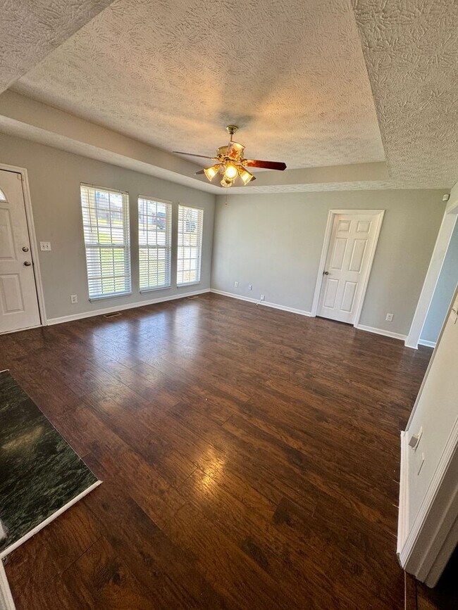 Photo - 3 bed & 2 bath located in Oxford! Additional photos coming soon!