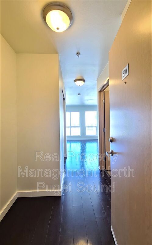Photo - 2824 Grand Ave