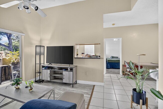 Photo - 2361 NW 96th Terrace Unidad 18K