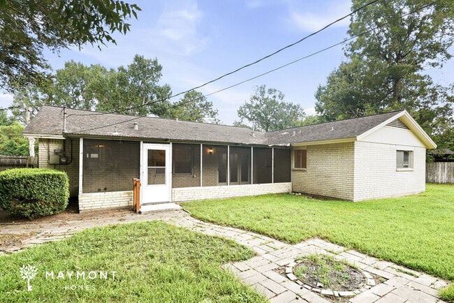 Photo - 9 Hillcrest St