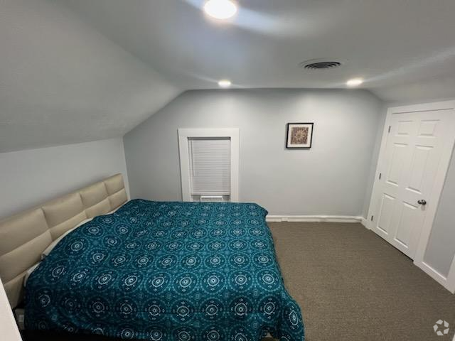 Building Photo - 308 N Front St Rental