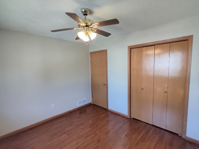 Photo - 2 Bed 2 Bath End Unit Townhouse in Oakdale