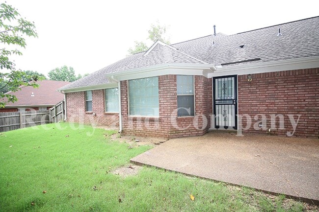Photo - 6612 Dawnhill Rd