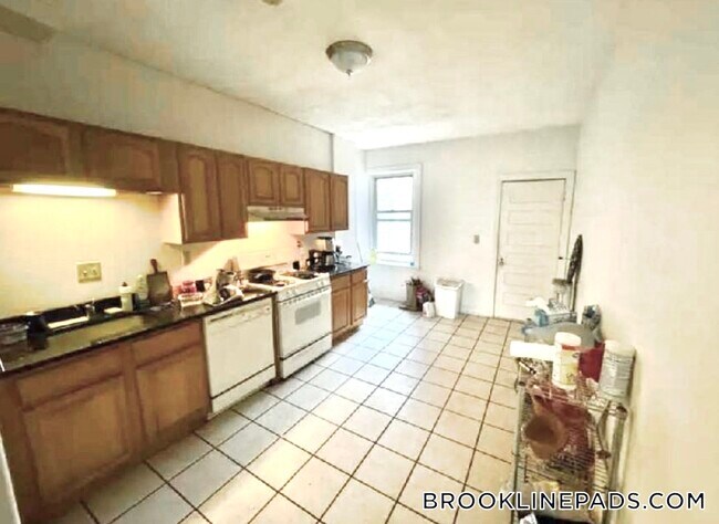 Photo - 1905 Beacon St Unidad 2F