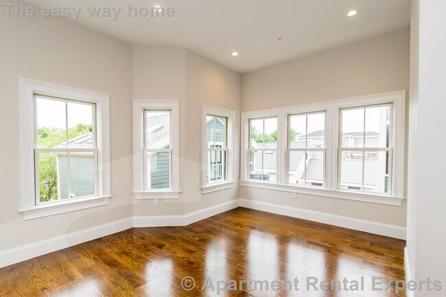 Photo - 124 Columbia St Unidad #3