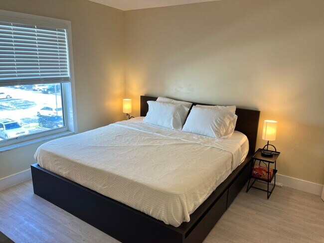 Photo - 2900 Banyan St