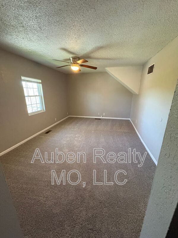 Photo - 507 Henrie Ave Unit 3