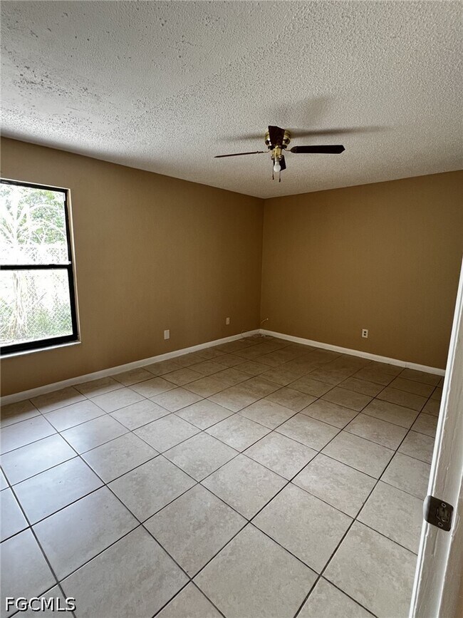 Photo - 1807 SW 1st Ave