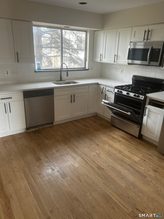 Photo - 204 Wheeler Ave Unit 8