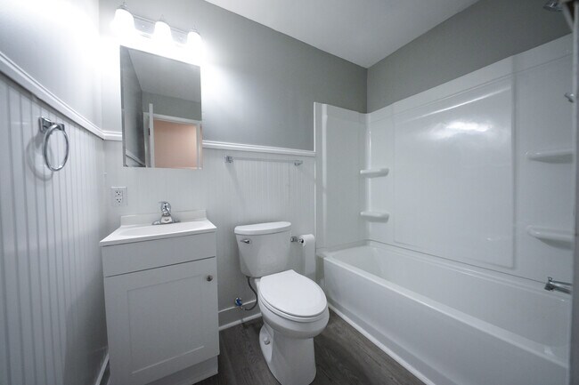 New Bathroom - East Seneca Apartments