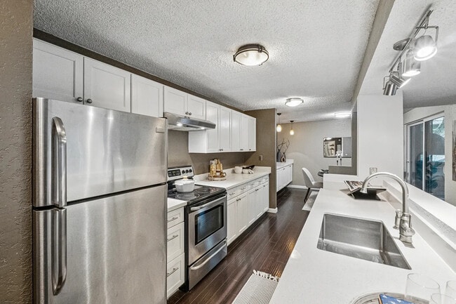 Photo - 2500 W Manor Pl Unit 217
