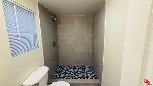 Photo - 385 Redondo Ave Unit C