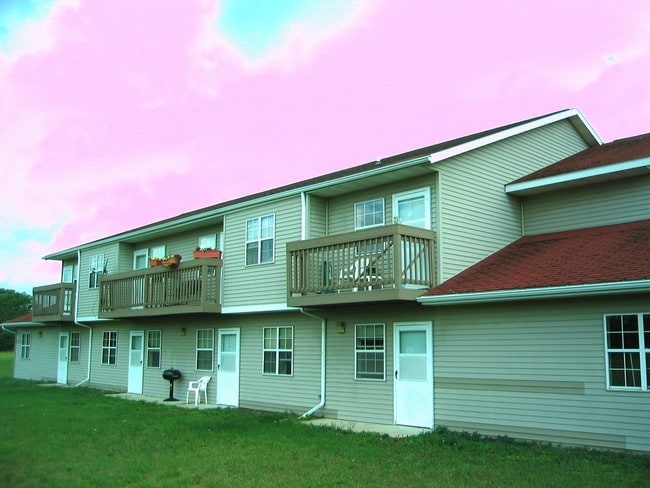 Building Photo - Great River Rental