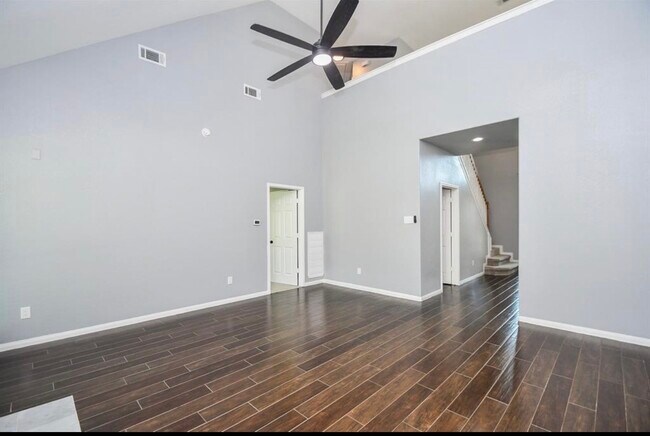 Photo - 18522 Autumn Park Dr