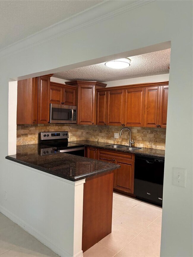 Photo - 711 Sunny Pine Way