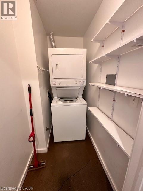 Photo - 410 King St W Unit 213