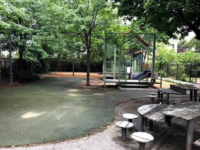 Photo - 28-30 Lopez St Unit 2