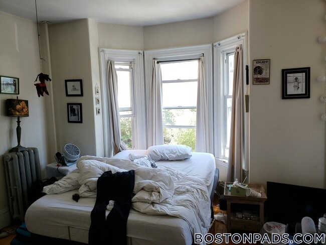 Photo - 89-91 Hancock St. Unidad 10