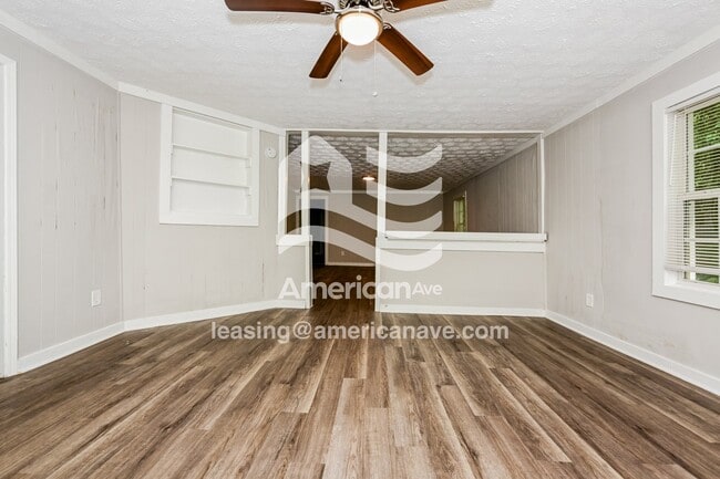 Photo - 214 Peachtree St