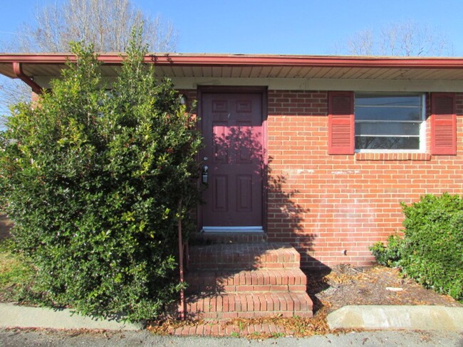 Marshville, NC Duplex - Marshville, NC Duplex House