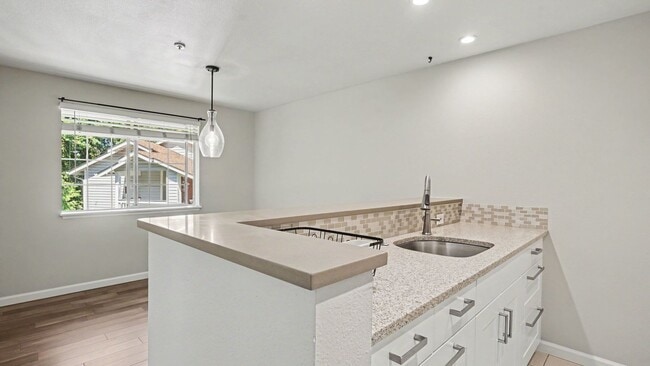 Photo - 7453 Newcastle Golf Club Rd Unit L305
