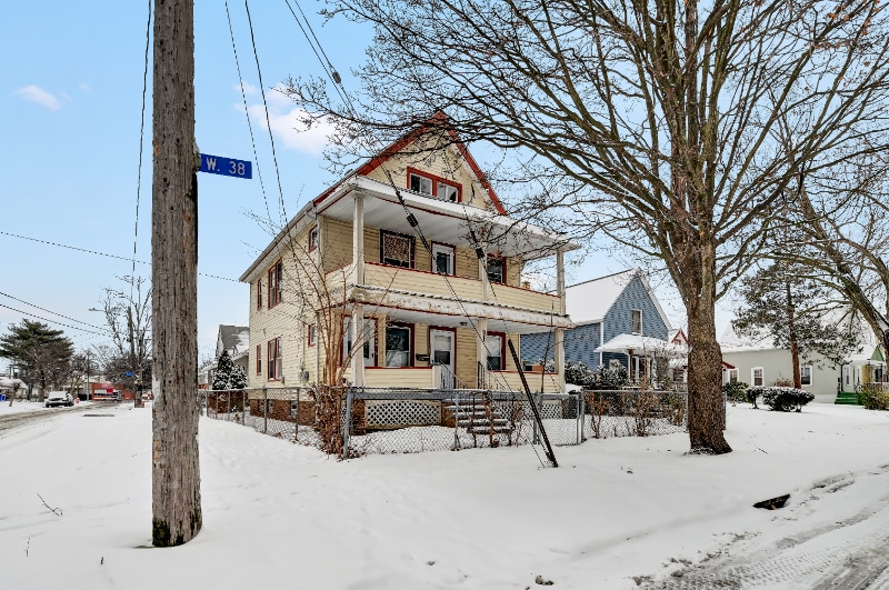 Photo - 3267 W 38th St