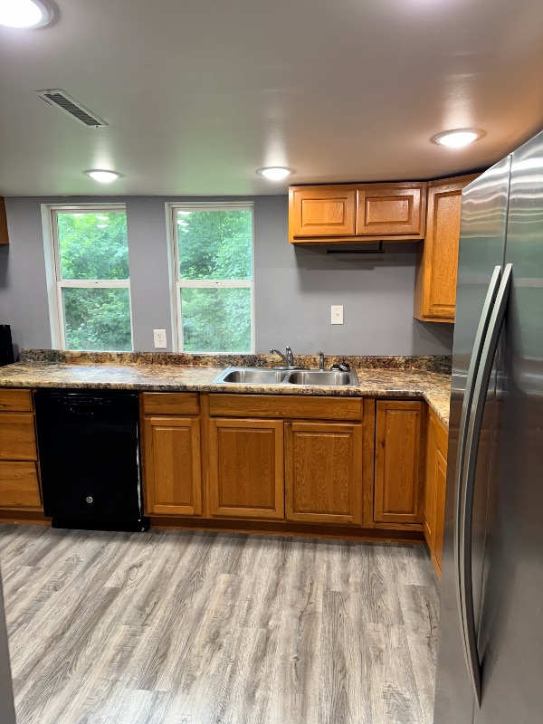 Photo - 107 Olive St