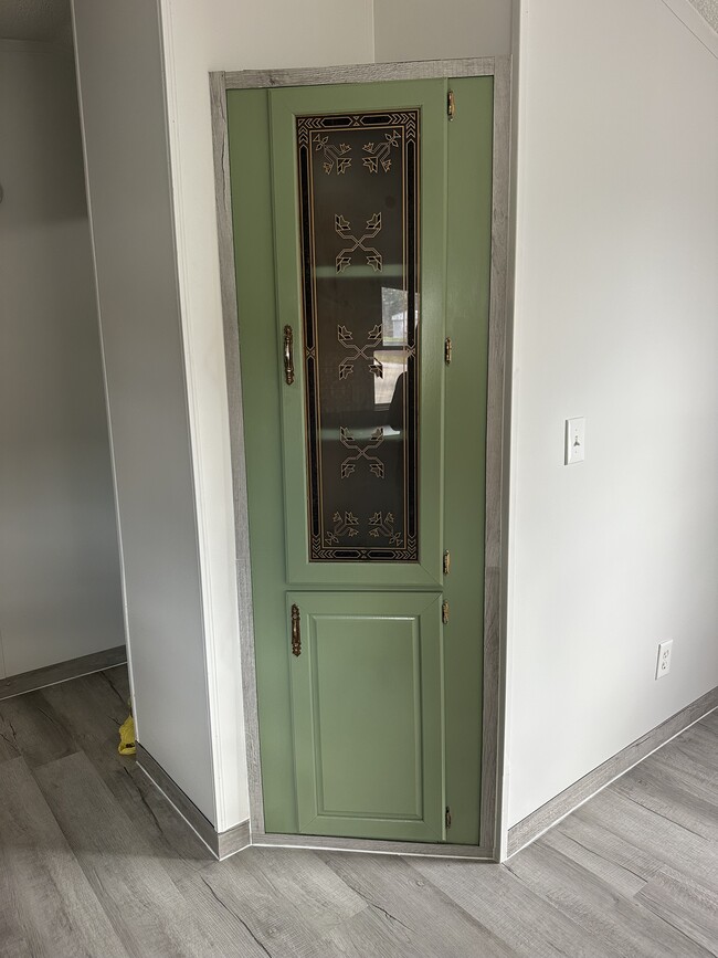 Photo - 150 James Way