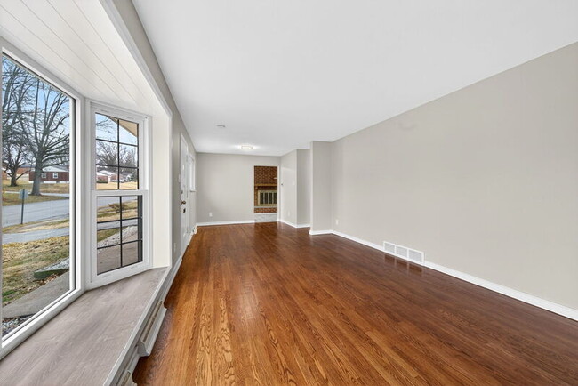 Photo - 9475 Yorktown Dr