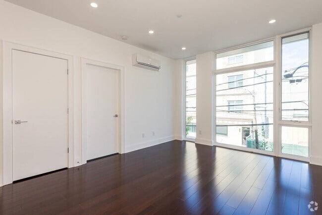 Building Photo - 129 Brunswick St Unit 4A Rental