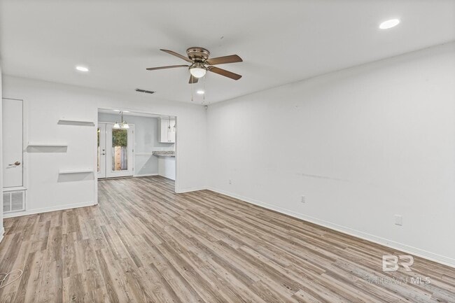 Photo - 5907 Windham Ct