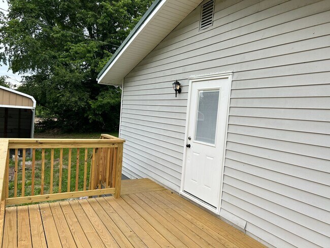 Photo - Country Living In Versailles