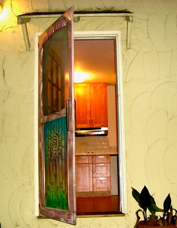 Building Photo - 635 Charles St Unit 2