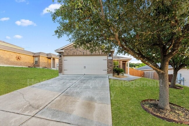 Building Photo - 10926 Acorn Canyon