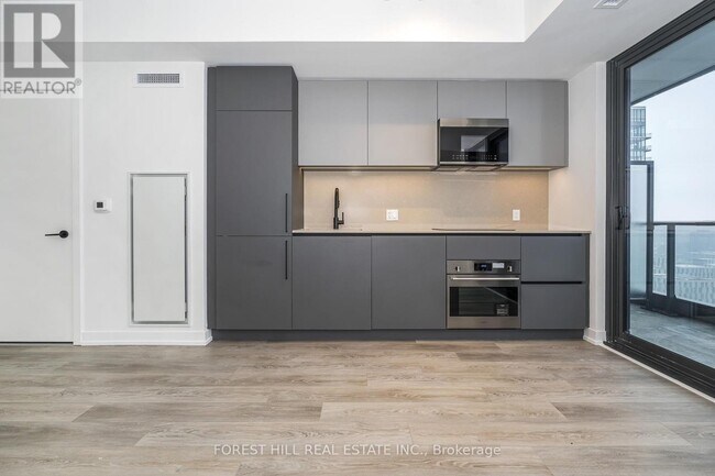 Photo - 35 Parliament St Unit 2413