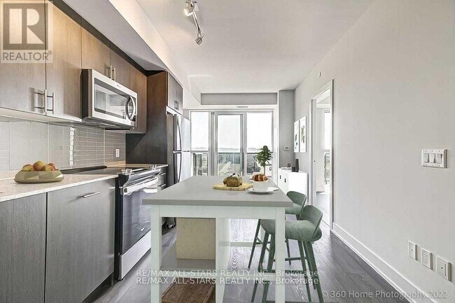 Photo - 2550 Simcoe St N Unit 214