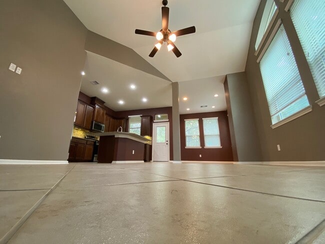 Photo - 113 Berlandier Ash Ct