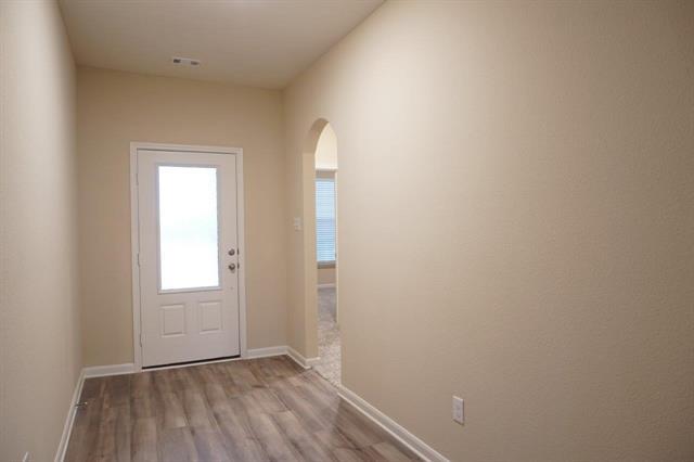 Photo - 1823 Dahlia Way