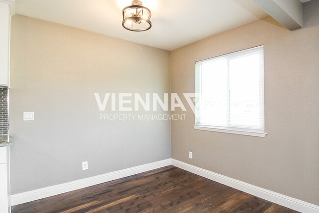 Photo - Auburn Condo is NOW rent ready! Unit APT 3