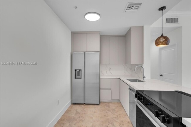 520 SE 5 Ave Unit 1707