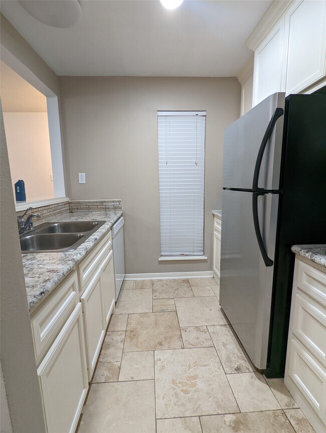 Photo - 3500 Tangle Brush Dr Unit 117