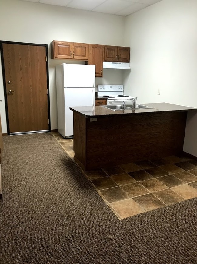 Kitchen - 238 W Main St Unit 2